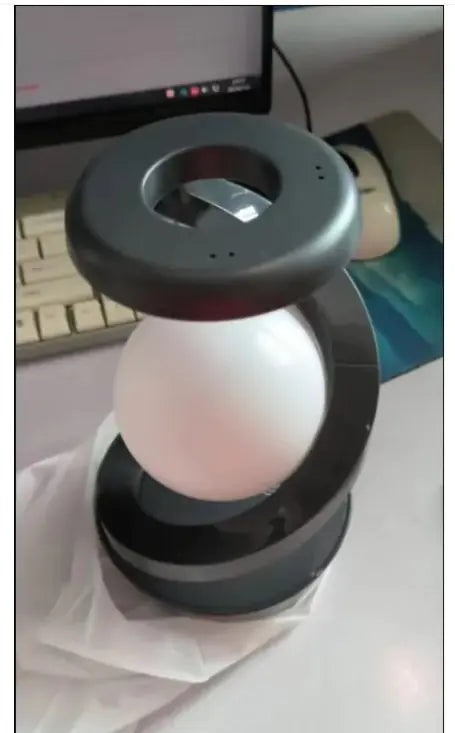 Harmonia LUNARA — Rotating Moonlight Charger